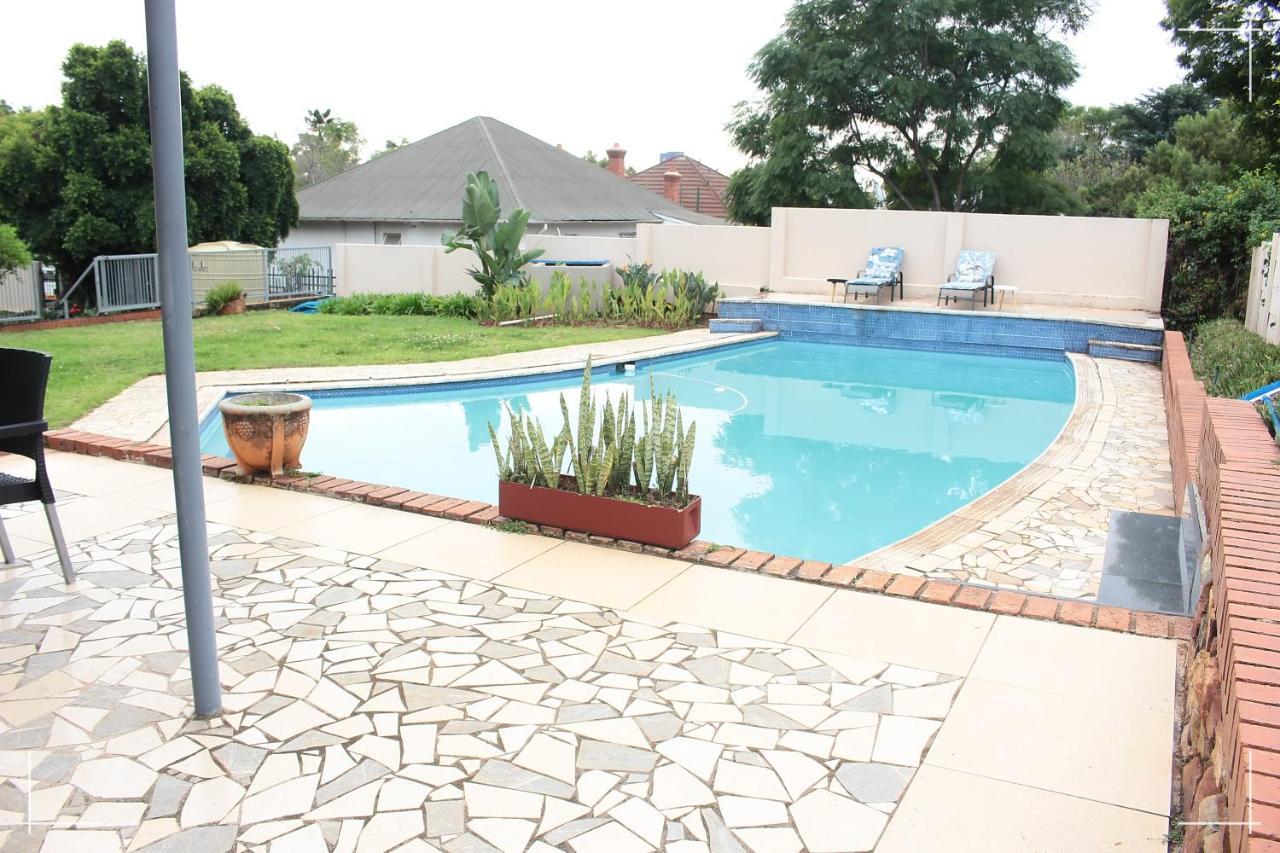 The Global Link Hub Hotel Pretoria Exterior photo